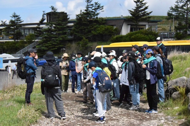 車山登山出発
