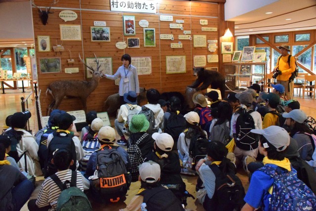 森の学習館