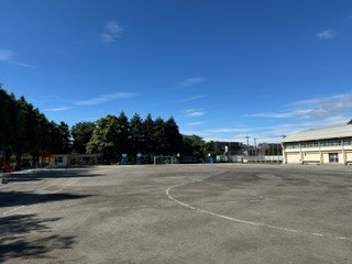みんながしあわせな　魅力ある学校へ