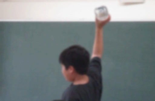 頭の重さを体感する